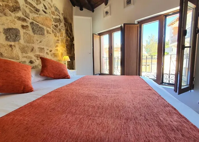Casas Del Castillo, 3 * Ávila